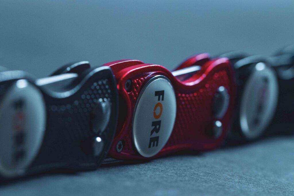 Ronde objecten met FORE-logo